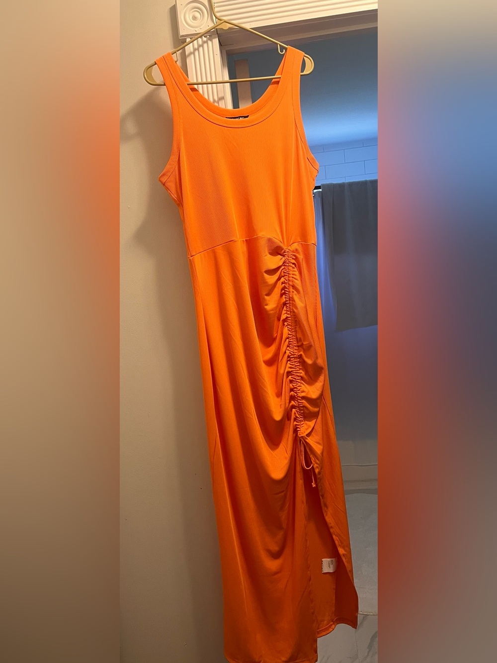 Chic Me Ruched Side Orange Maxi Dress with Scoop Neck
